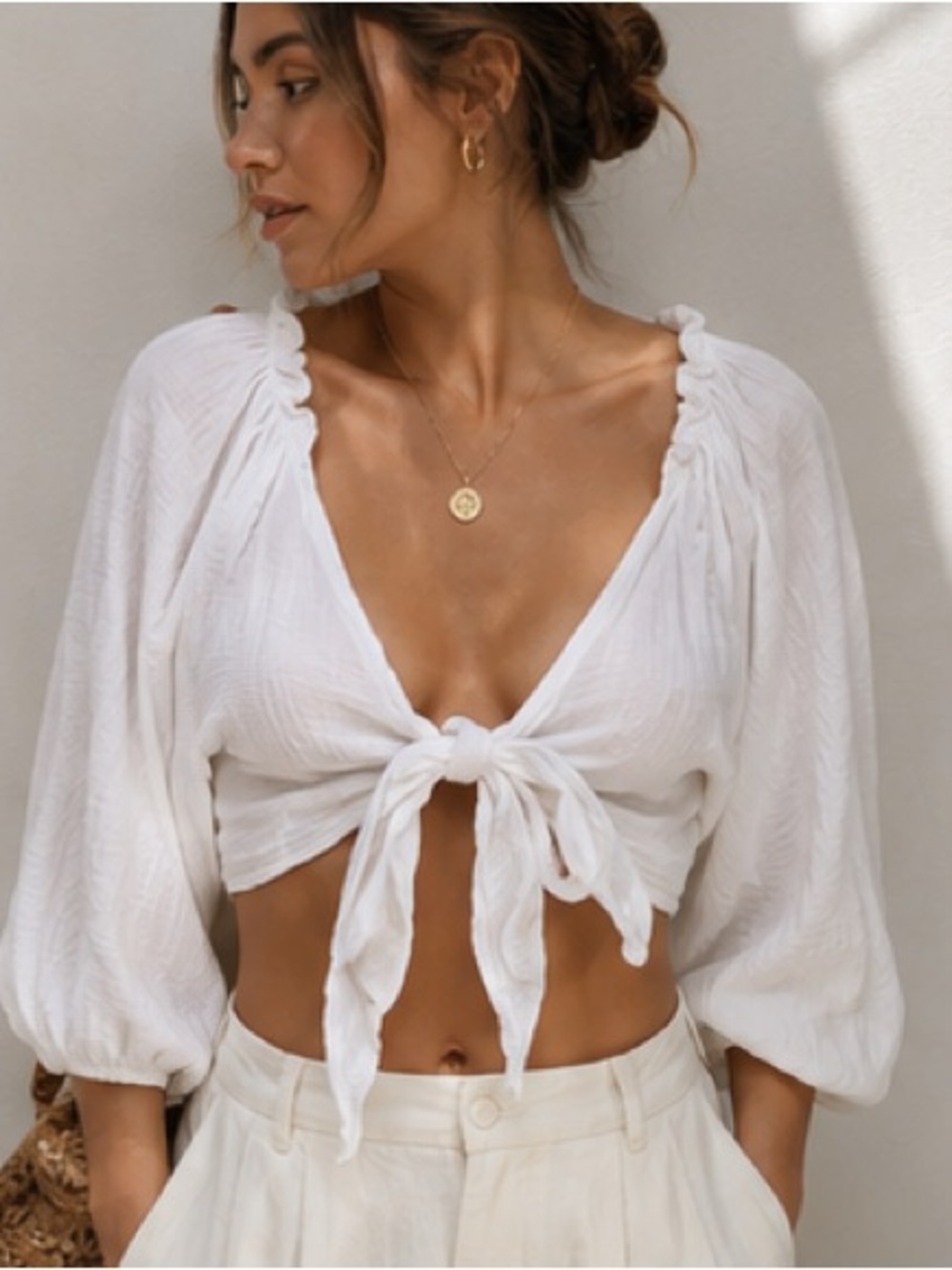 🤍VICI White Cotton Tie-Front Cropped Blouse